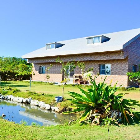 Red Crown Jacana B&B Taitung 외부 사진