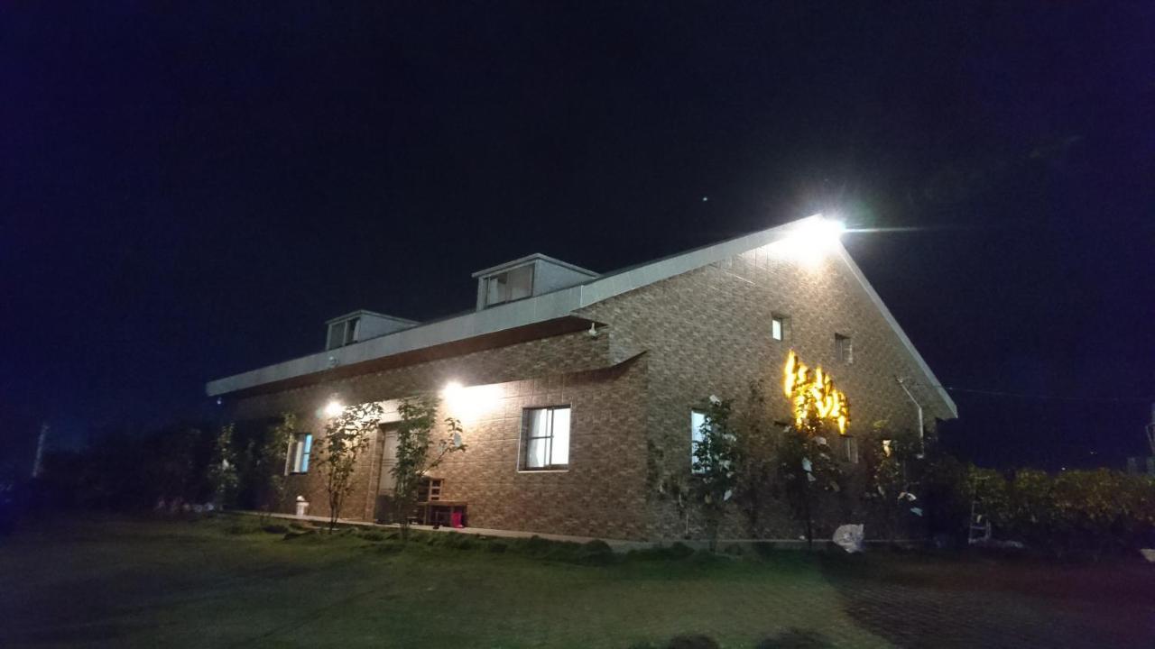 Red Crown Jacana B&B Taitung 외부 사진